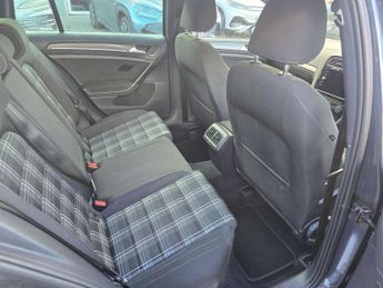 Volkswagen Golf Estate 2.0 TDI 184 GTD 5dr DSG