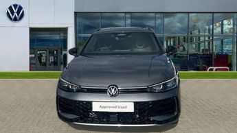 Volkswagen Passat Estate 1.5 TSI eHybrid R-Line 5dr DSG