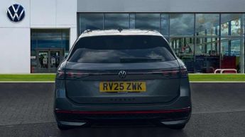 Volkswagen Passat Estate 1.5 TSI eHybrid R-Line 5dr DSG