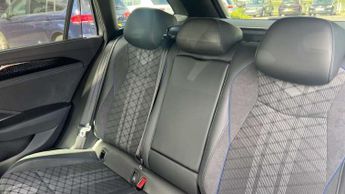 Volkswagen Passat Estate 1.5 TSI eHybrid R-Line 5dr DSG