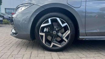 Volkswagen Passat Estate 1.5 TSI eHybrid R-Line 5dr DSG