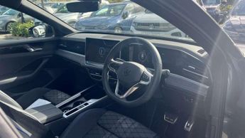 Volkswagen Passat Estate 1.5 TSI eHybrid R-Line 5dr DSG
