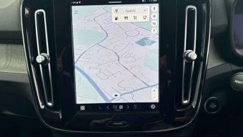 Volvo XC40 2.0 B4P Ultimate Dark 5dr Auto