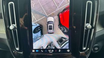 Volvo XC40 2.0 B4P Ultimate Dark 5dr Auto