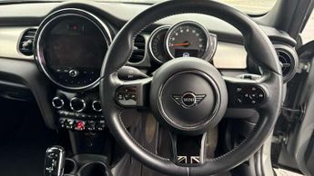 MINI Hatchback 5dr 1.5 Cooper Exclusive 5dr Auto