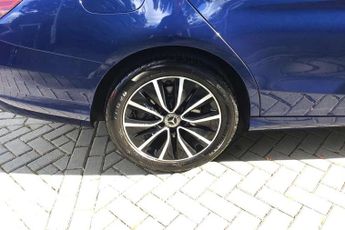 Mercedes-Benz C-Class C220d SE 4dr 9G-Tronic