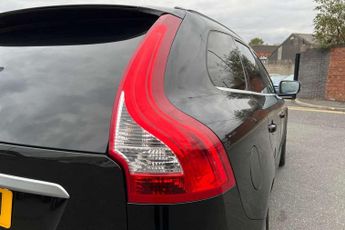 Volvo XC60 D4 [190] R DESIGN Lux Nav 5dr AWD Geartronic