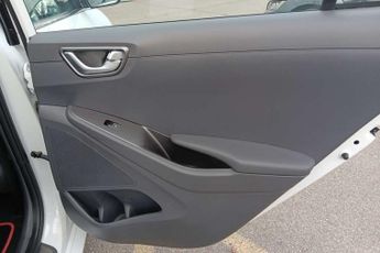 Hyundai IONIQ 1.6 GDi Hybrid Premium 5dr DCT