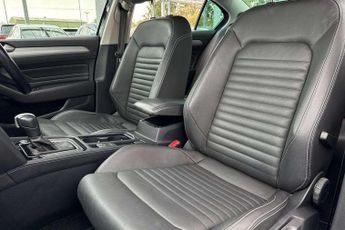 Volkswagen Passat 2.0 TDI EVO SCR SEL 4dr DSG