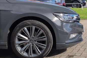 Volkswagen Passat 2.0 TDI EVO SCR SEL 4dr DSG
