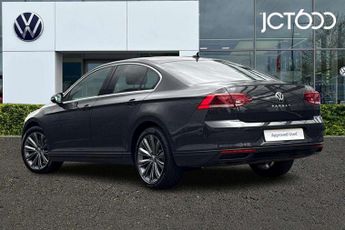 Volkswagen Passat 2.0 TDI EVO SCR SEL 4dr DSG