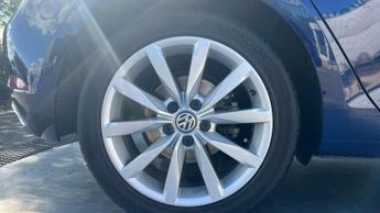 Volkswagen Golf 2.0 TDI GT Edition 5dr DSG