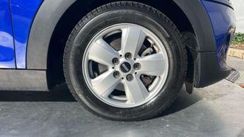 MINI Hatchback 5dr 1.5 Cooper Classic II 5dr Auto