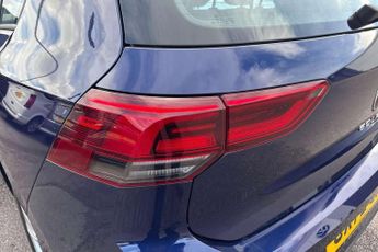 Volkswagen Golf 1.5 eTSI 150 Life 5dr DSG