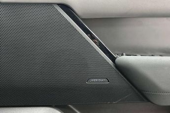 Land Rover Range Rover Velar 2.0 D200 MHEV Dynamic SE 5dr Auto