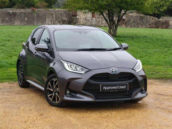 Toyota Yaris 1.5 Hybrid Design 5dr CVT