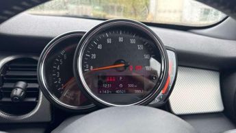 MINI Hatchback 5dr 1.5 Cooper Exclusive 5dr Auto