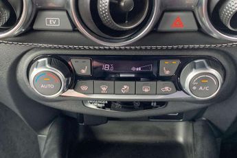 Nissan Juke 1.6 Hybrid Tekna 5dr Auto