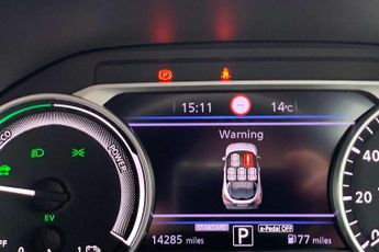 Nissan Juke 1.6 Hybrid Tekna 5dr Auto