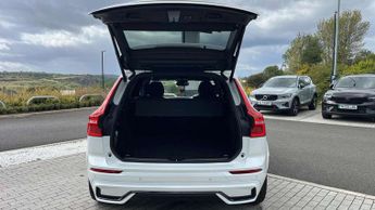 Volvo XC60 2.0 B6P [300] R DESIGN 5dr AWD Geartronic