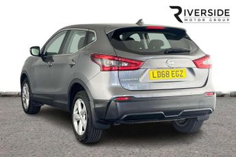 Nissan Qashqai 1.3 DiG-T 160 Acenta Premium 5dr DCT