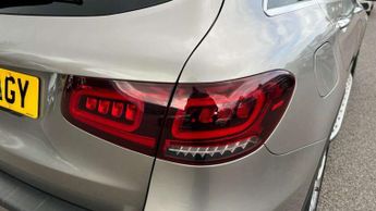 Mercedes-Benz GLC GLC 300d 4Matic AMG Line Premium Pls 5dr 9G-Tronic
