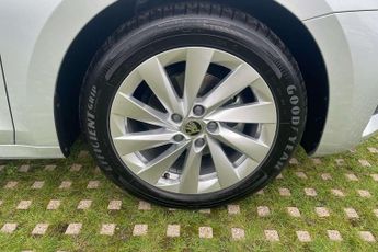 Skoda Octavia 1.5 TSI 150 e-TEC SE L 5dr DSG