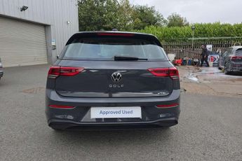Volkswagen Golf 1.5 eTSI 150 Life 5dr DSG