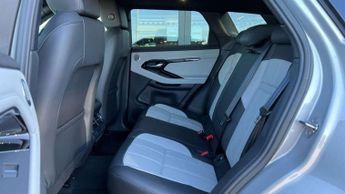 Land Rover Range Rover Evoque 1.5 P300e R-Dynamic SE 5dr Auto