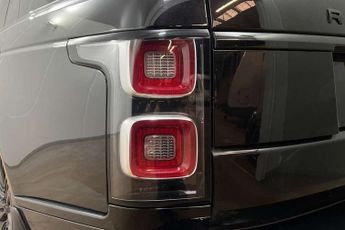 Land Rover Range Rover 3.0 D300 Westminster Black 4dr Auto