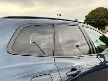 Volvo XC60 2.0 B5P R DESIGN 5dr AWD Geartronic