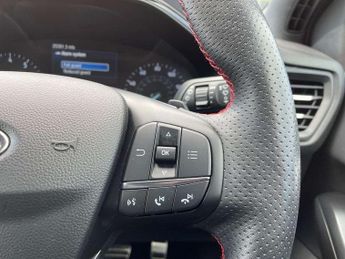 Ford Focus 1.0 EcoBoost 125 ST-Line X 5dr Auto