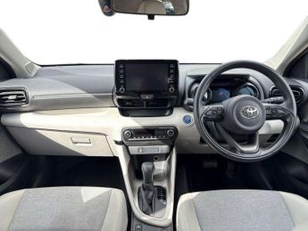 Toyota Yaris 1.5 Hybrid Excel 5dr CVT