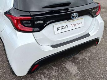 Toyota Yaris 1.5 Hybrid Excel 5dr CVT