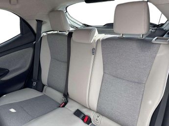 Toyota Yaris 1.5 Hybrid Excel 5dr CVT