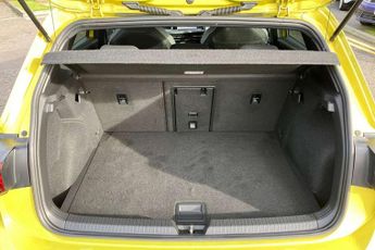 Volkswagen Golf 1.5 eTSI 150 R-Line 5dr DSG