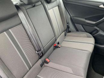Volkswagen T-Roc 1.0 TSI SE 5dr