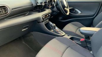 Toyota Yaris 1.5 Hybrid GR Sport 5dr CVT