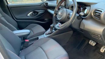 Toyota Yaris 1.5 Hybrid GR Sport 5dr CVT