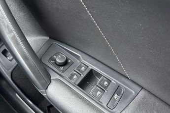 Volkswagen Tiguan 2.0 TDi 150 4Motion R-Line Tech 5dr DSG