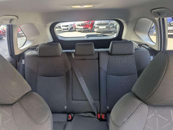 Toyota RAV4 2.5 VVT-i Hybrid Design 5dr CVT 2WD