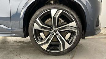 Volvo XC90 2.0 B5P Ultimate Dark 5dr AWD Geartronic