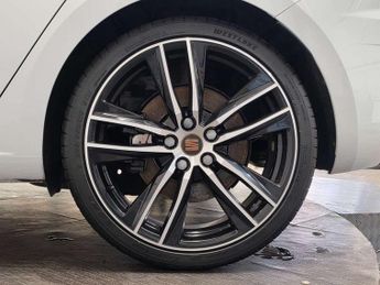 SEAT Leon 2.0 TSI 290 Cupra Lux [EZ] 5dr DSG