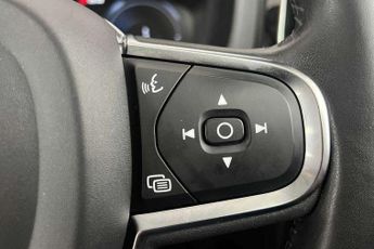 Volvo XC60 2.0 T6 RC PHEV Inscription Expression 5dr AWD Auto