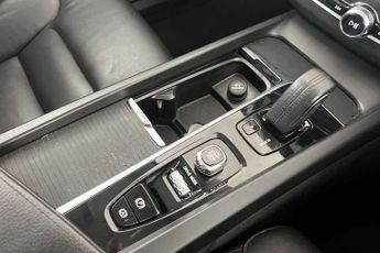 Volvo XC60 2.0 T6 RC PHEV Inscription Expression 5dr AWD Auto