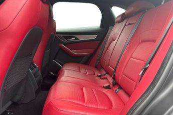 Jaguar F-Pace 2.0 D200 R-Dynamic S 5dr Auto AWD