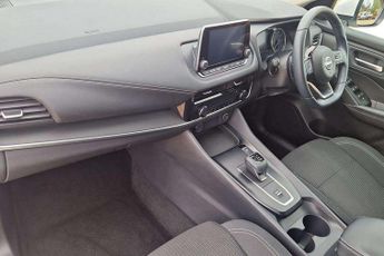 Nissan Qashqai 1.3 DiG-T MH 158 Acenta Premium 5dr Xtronic