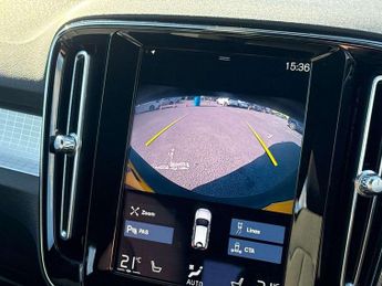 Volvo XC40 Recharge 1.5 T4 Recharge PHEV Plus Dark 5dr Auto