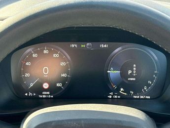 Volvo XC40 Recharge 1.5 T4 Recharge PHEV Plus Dark 5dr Auto