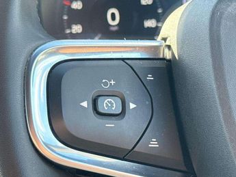 Volvo XC40 Recharge 1.5 T4 Recharge PHEV Plus Dark 5dr Auto